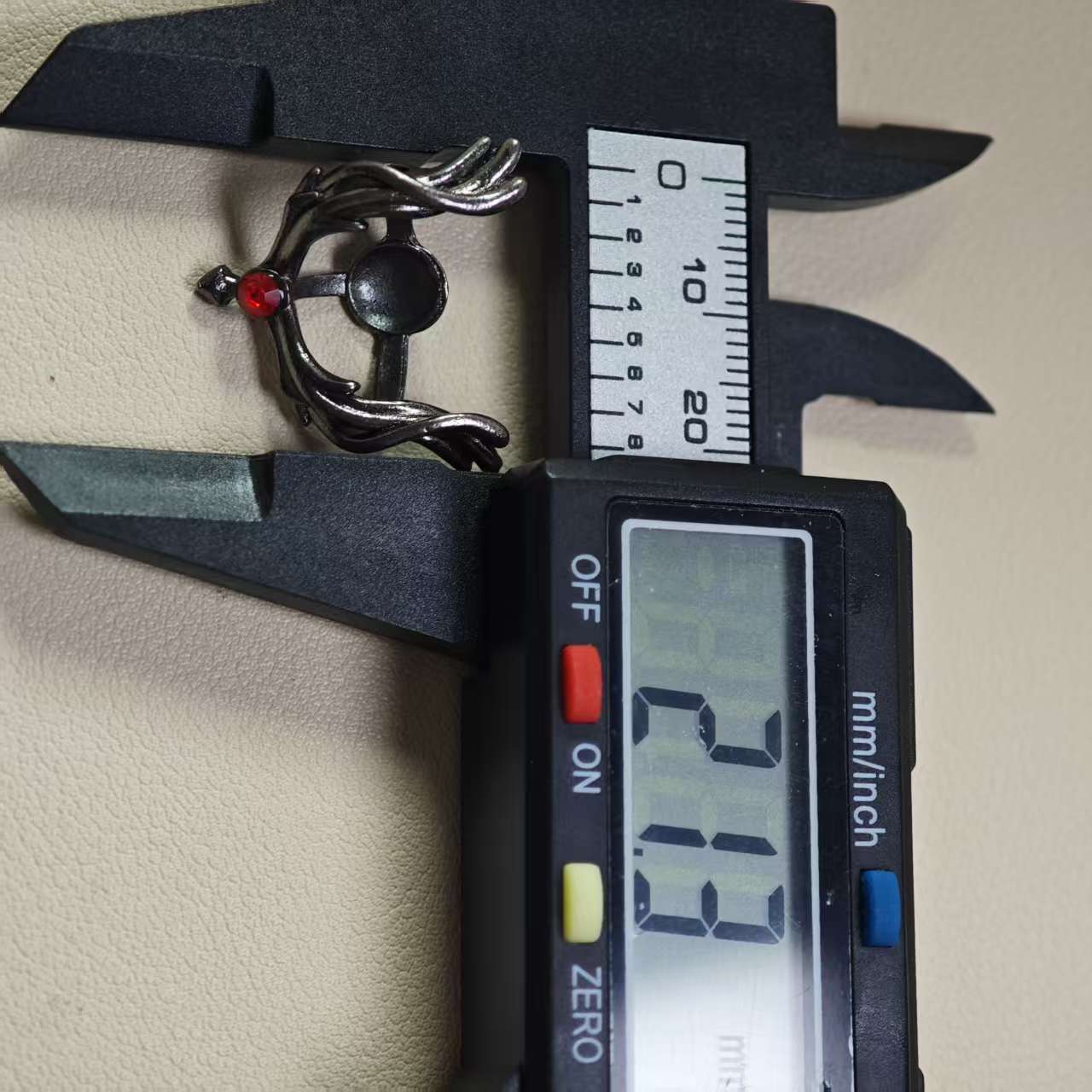 C030 4個/装飾品