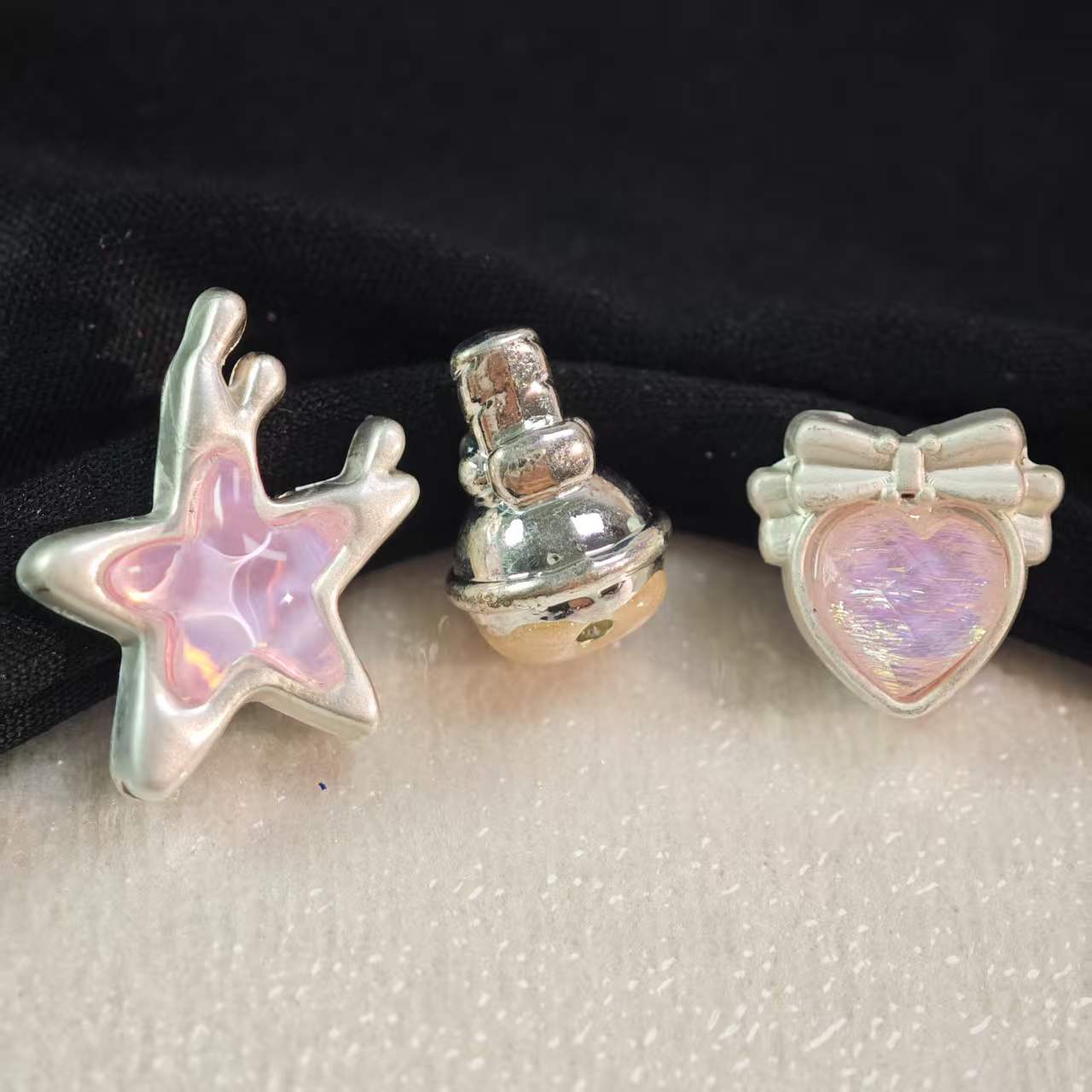 C184 3個/ 装飾品