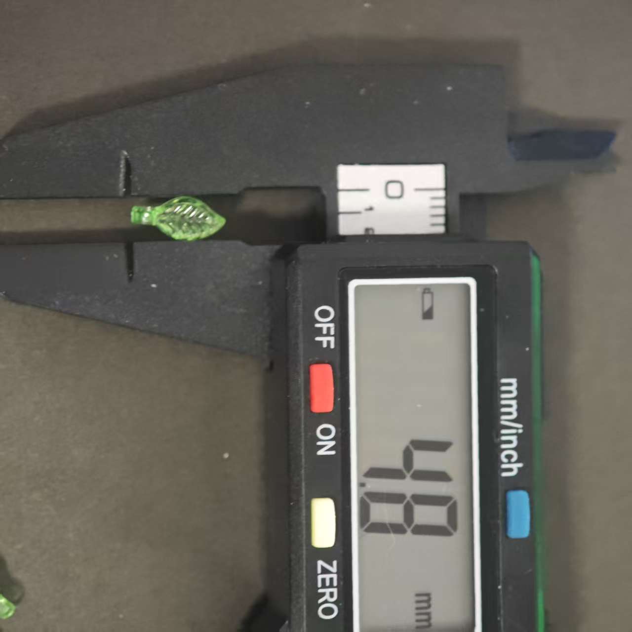 z032 100個  装飾品