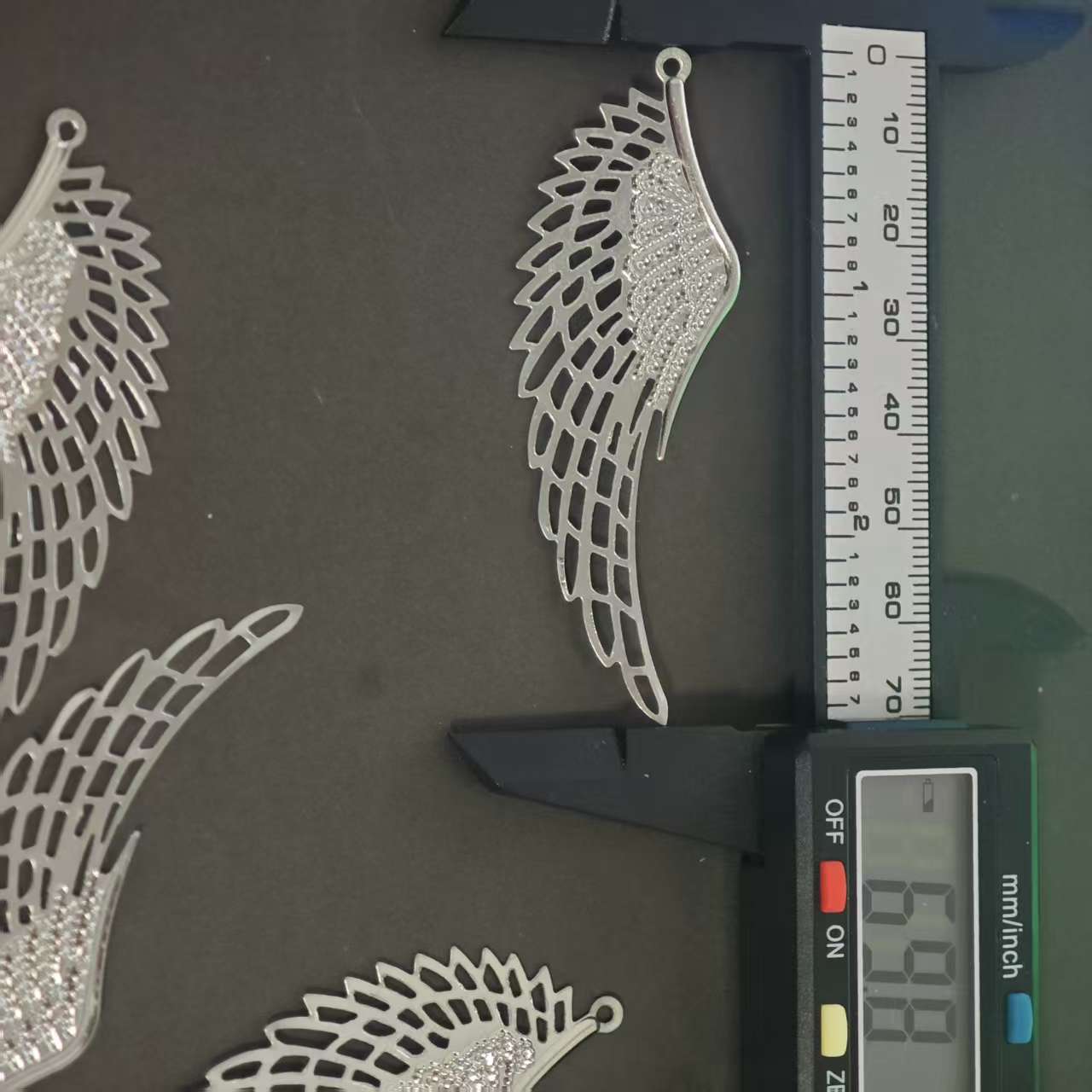 z031 4個  装飾品